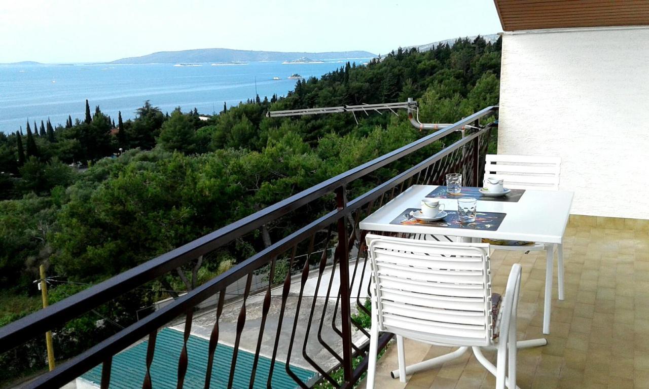 Apartmani Ruzmarin - Seget Donji, Trogir Dış mekan fotoğraf