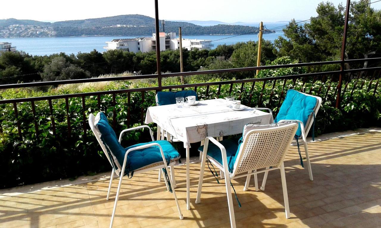 Apartmani Ruzmarin - Seget Donji, Trogir Dış mekan fotoğraf
