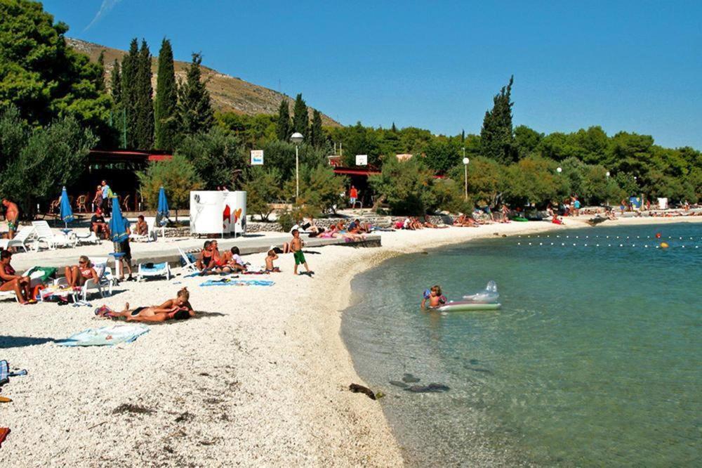 Apartmani Ruzmarin - Seget Donji, Trogir Dış mekan fotoğraf