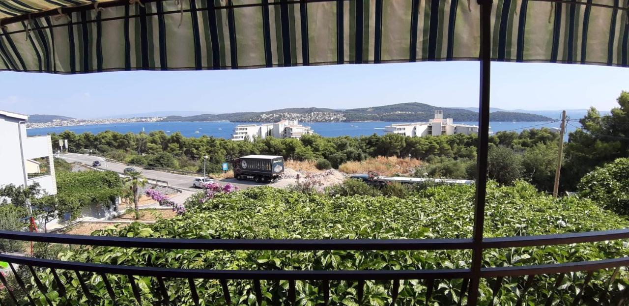 Apartmani Ruzmarin - Seget Donji, Trogir Dış mekan fotoğraf