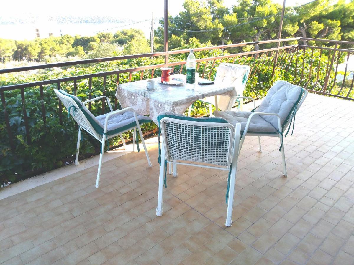 Apartmani Ruzmarin - Seget Donji, Trogir Dış mekan fotoğraf
