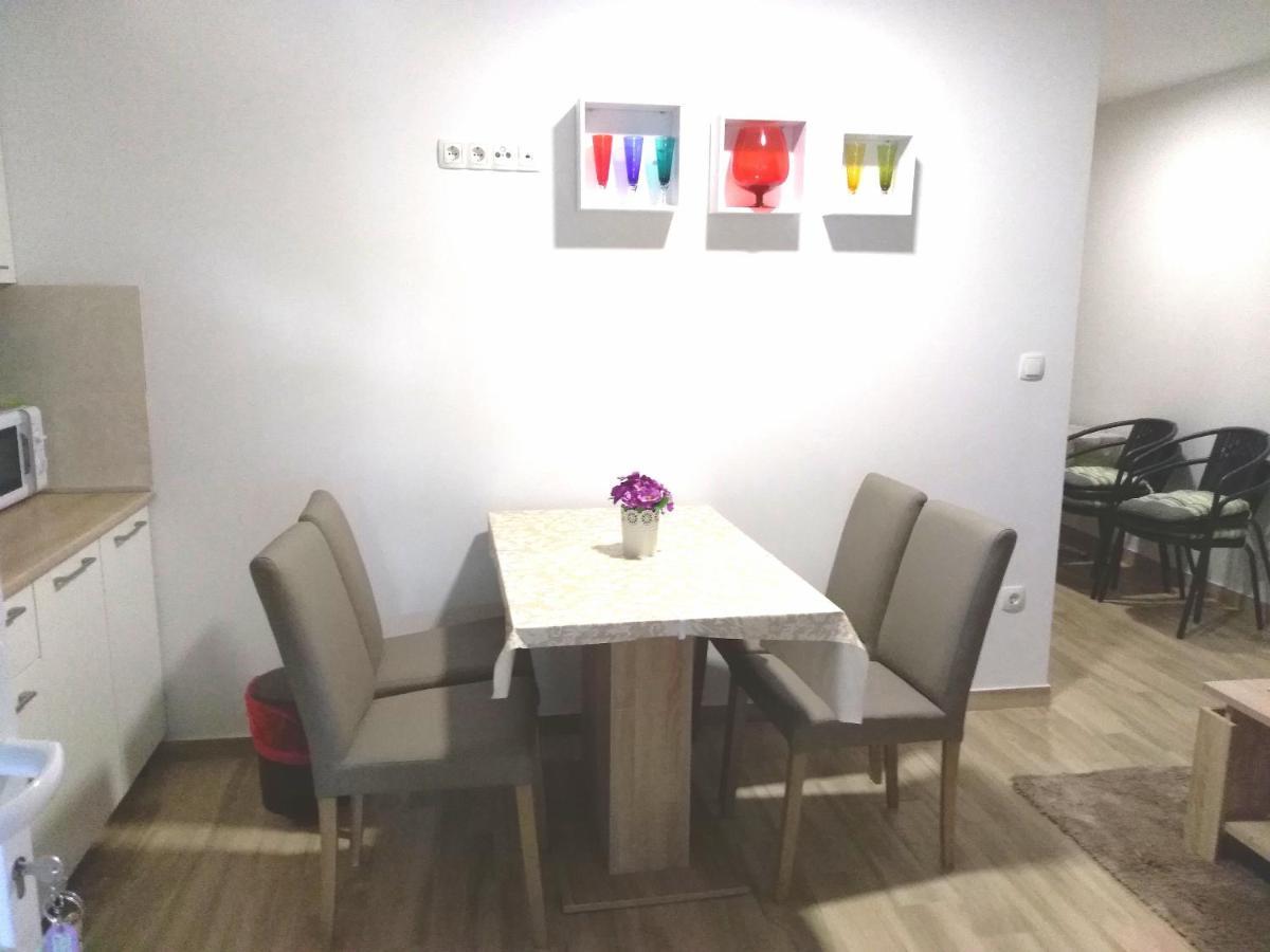 Apartmani Ruzmarin - Seget Donji, Trogir Dış mekan fotoğraf